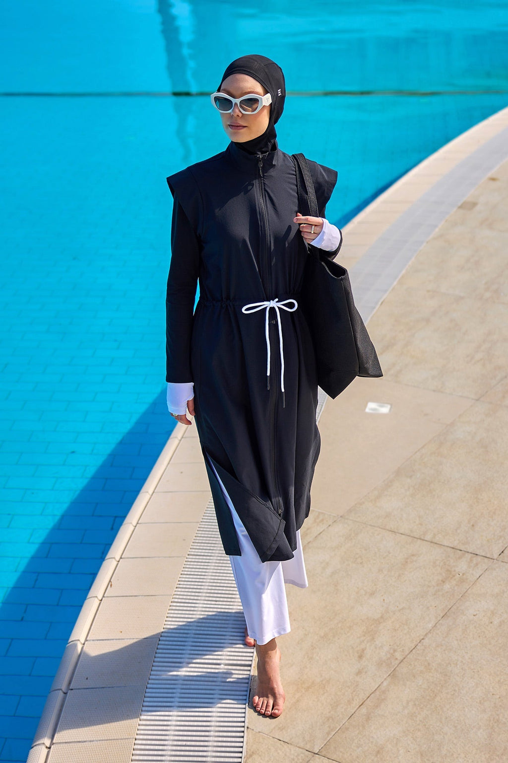 Black Full Coverage Islamic Swimwear Burkini Set M2501-2 Covered Burkini Swimwear La Vie Bien Black Full Coverage Islamic Swimwear Burkini Set M2501-2