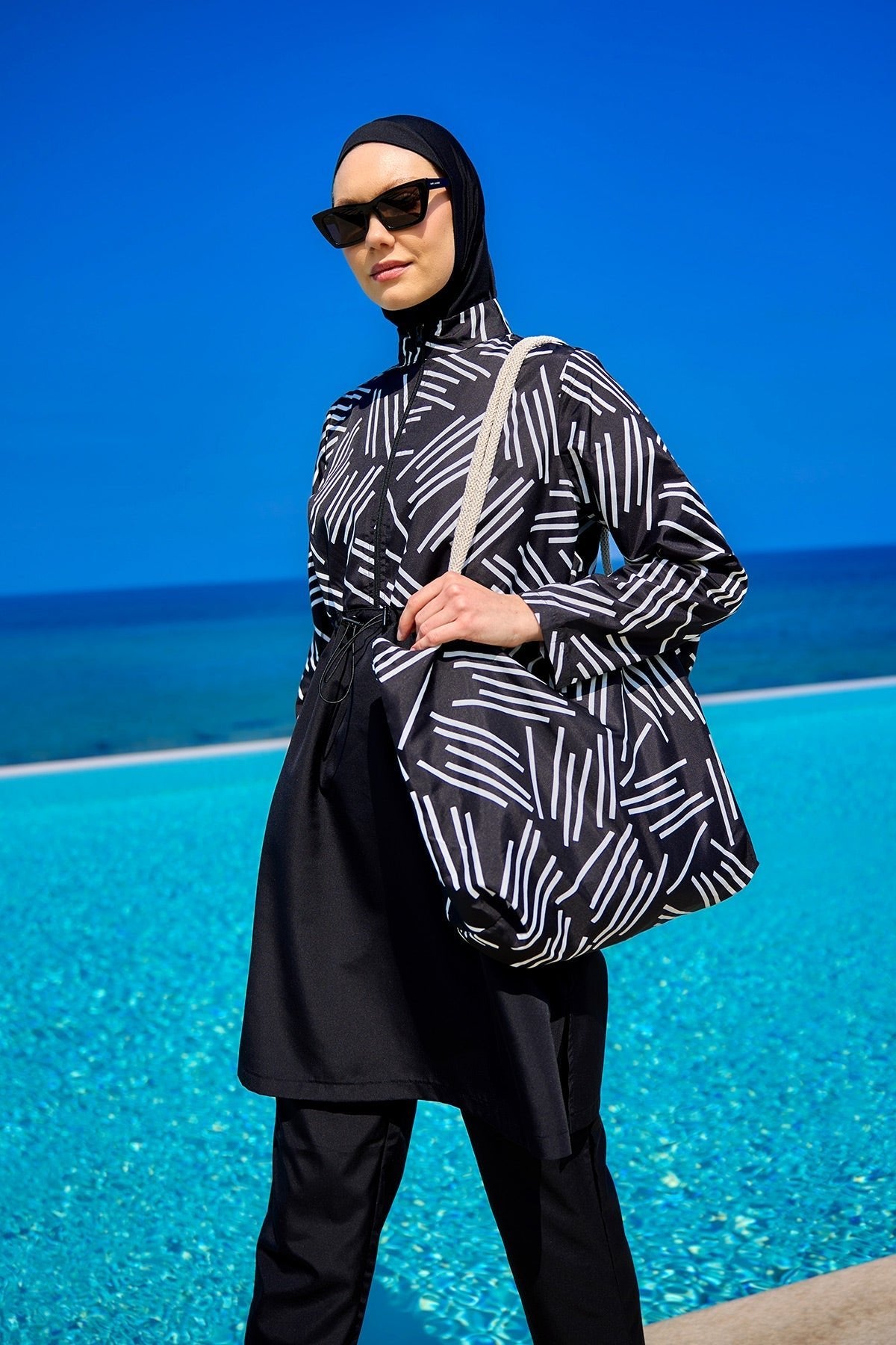Black Full Coverage Modest Swimwear Set for Women R2509 Covered Burkini Swimwear La Vie Bien Black Full Coverage Modest Swimwear Set for Women R2509