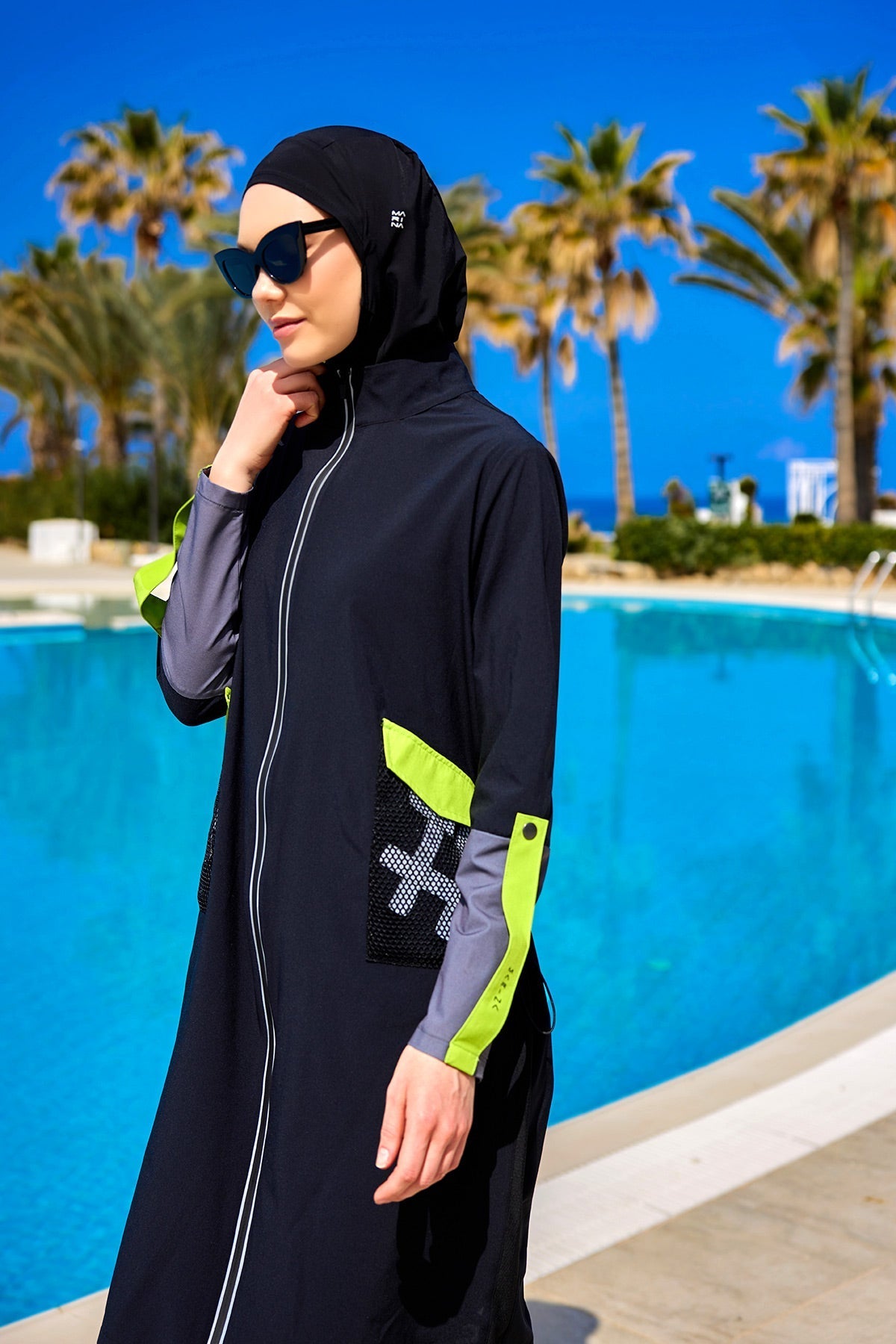 Black Full Coverage Modest Swimwear with Mesh Pocket – M2522 Covered Burkini Swimwear La Vie Bien Black Full Coverage Modest Swimwear with Mesh Pocket – M2522