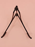 Black Metal Display Easel Accent Decor La Vie Bien Black Metal Display Easel