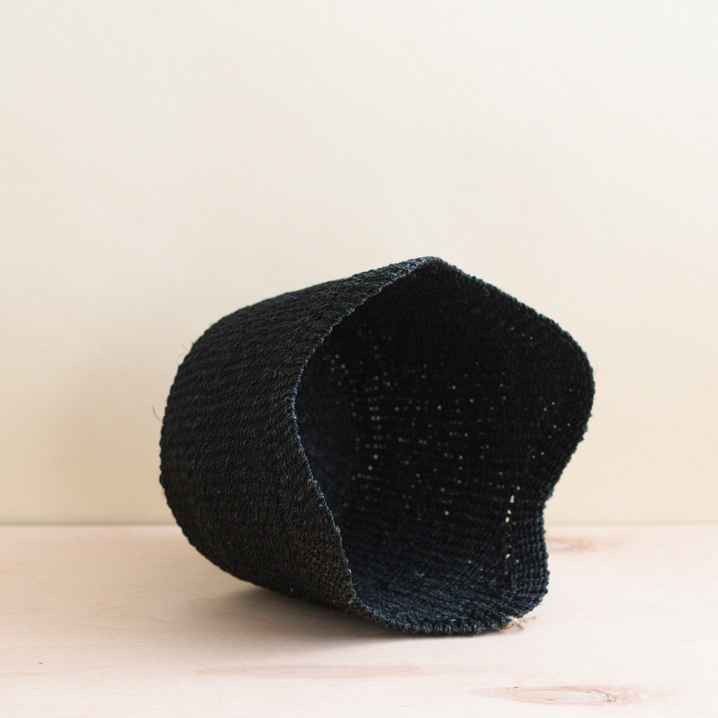 Black Scallop Basket - Handwoven Basket | LIKHÂ Baskets La Vie Bien Black Scallop Basket - Handwoven Basket | LIKHÂ
