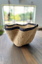 Black-Trimmed Wave La Vie Bien Black-Trimmed Wave