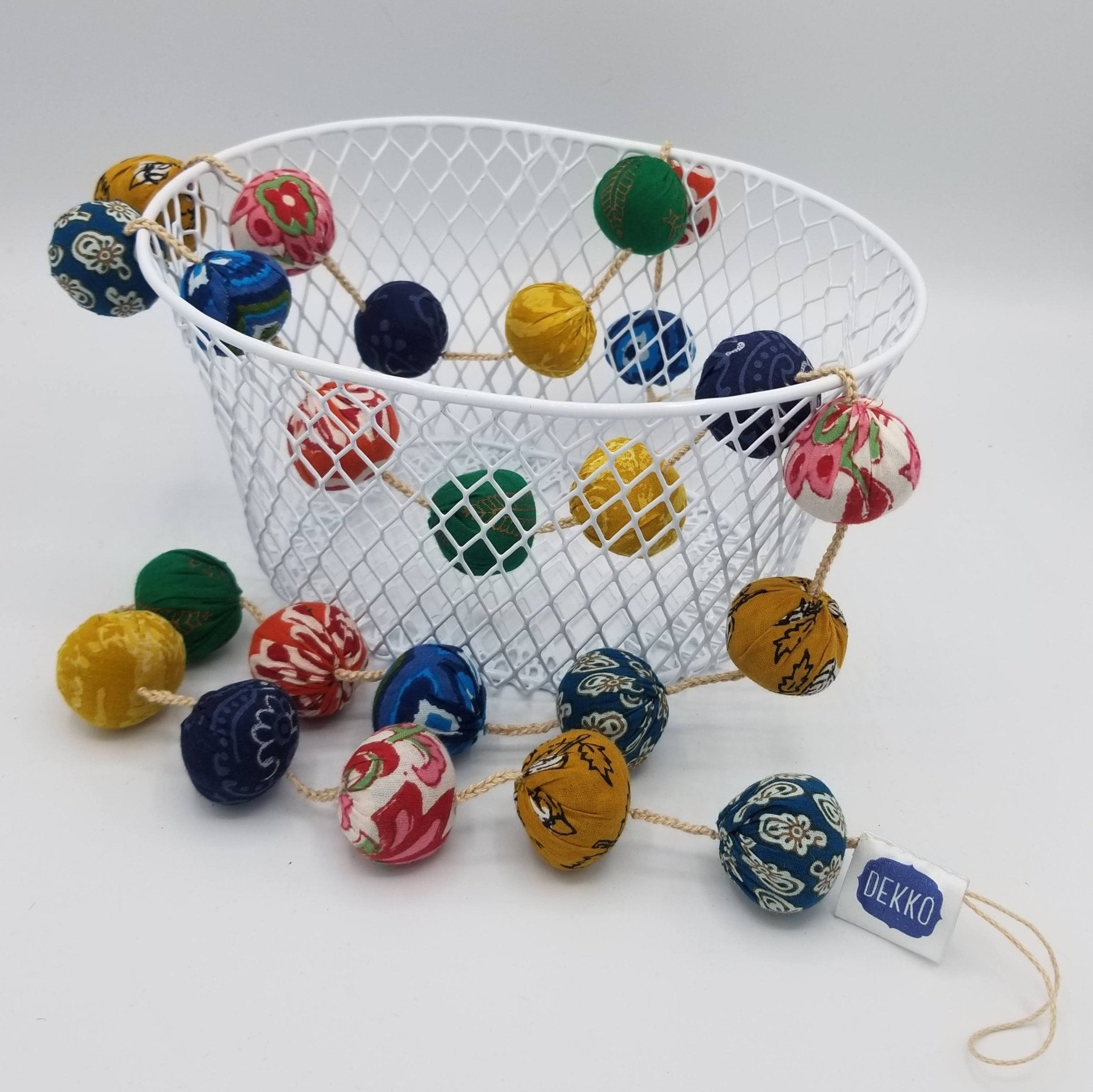 Blockprint Ball Garland