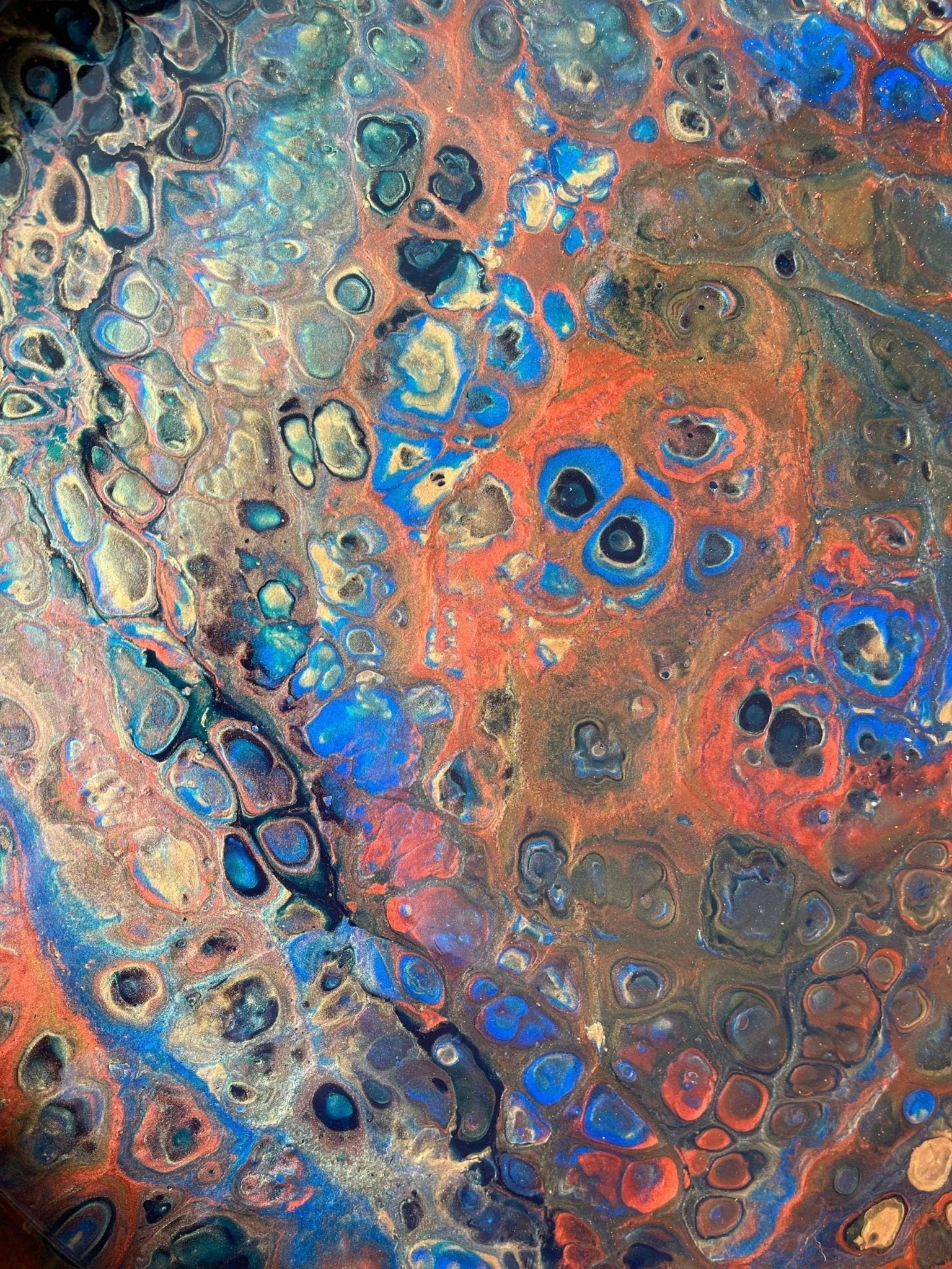 Blue Penny Large Round Acacia Wood Tray