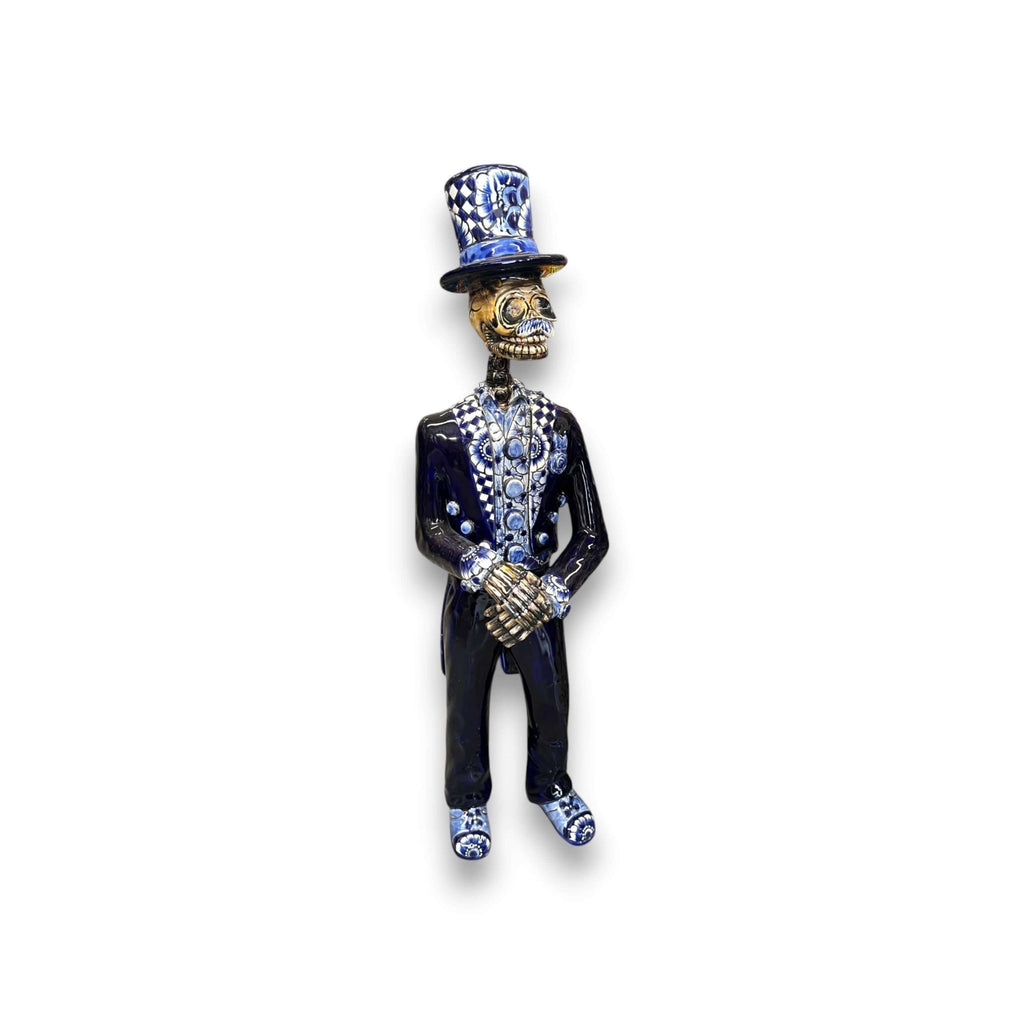 Blue & White Talavera Catrin Statue | Day of the Dead Figurine Talavera Statue La Vie Bien Blue & White Talavera Catrin Statue | Day of the Dead Figurine