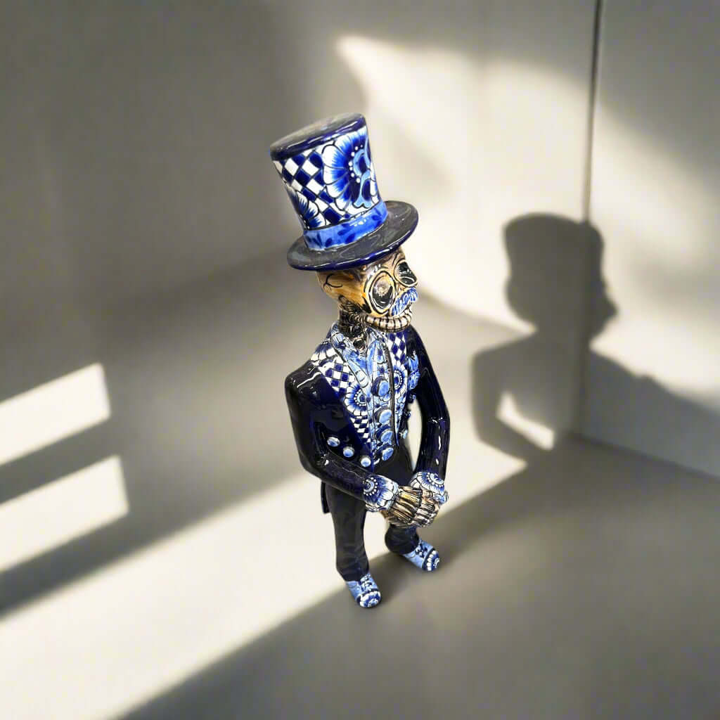 Blue & White Talavera Catrin Statue | Day of the Dead Figurine Talavera Statue La Vie Bien Blue & White Talavera Catrin Statue | Day of the Dead Figurine