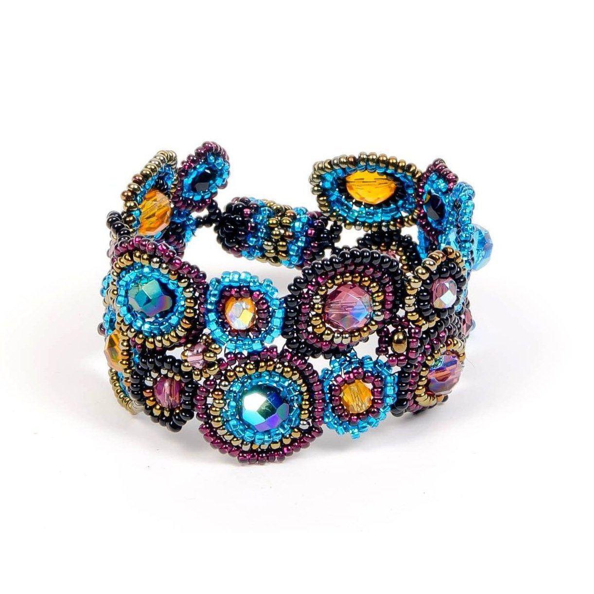 Bola Seed Bead Magnetic Closure Bracelet - Guatemala Bracelets La Vie Bien Bola Seed Bead Magnetic Closure Bracelet - Guatemala