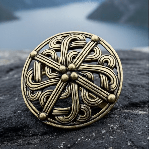 Borre Viking Brooch - Bronze Historical Reproduction Pin Brooch La Vie Bien Borre Viking Brooch - Bronze Historical Reproduction Pin