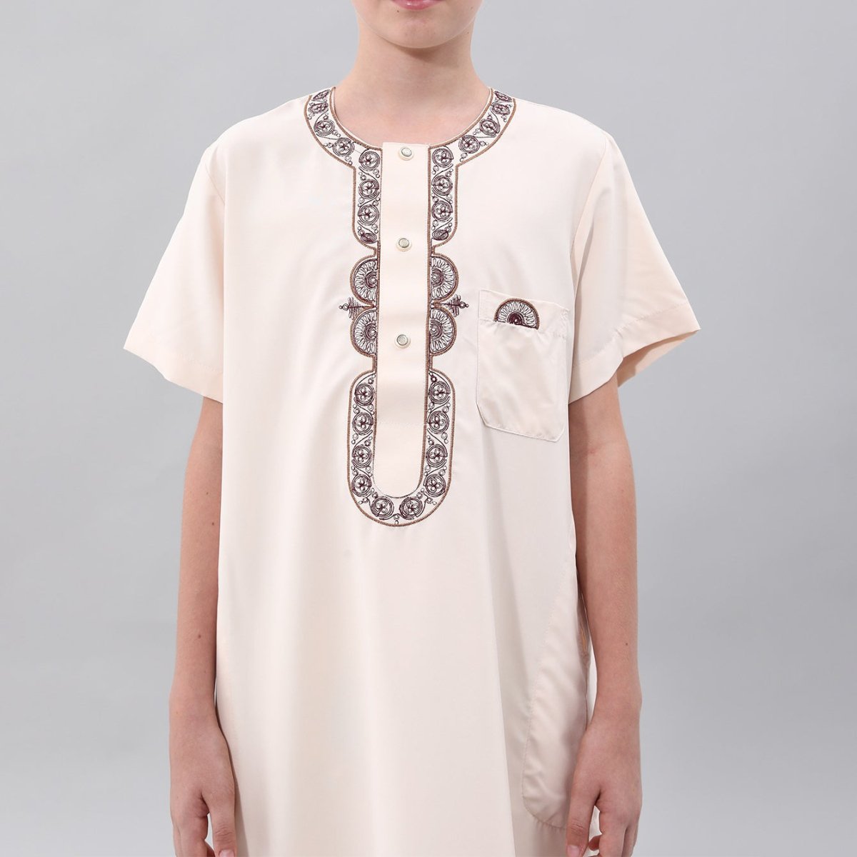 Boys' Embroidered Thobe with Chest Pocket(MKB026) La Vie Bien Boys' Embroidered Thobe with Chest Pocket(MKB026)
