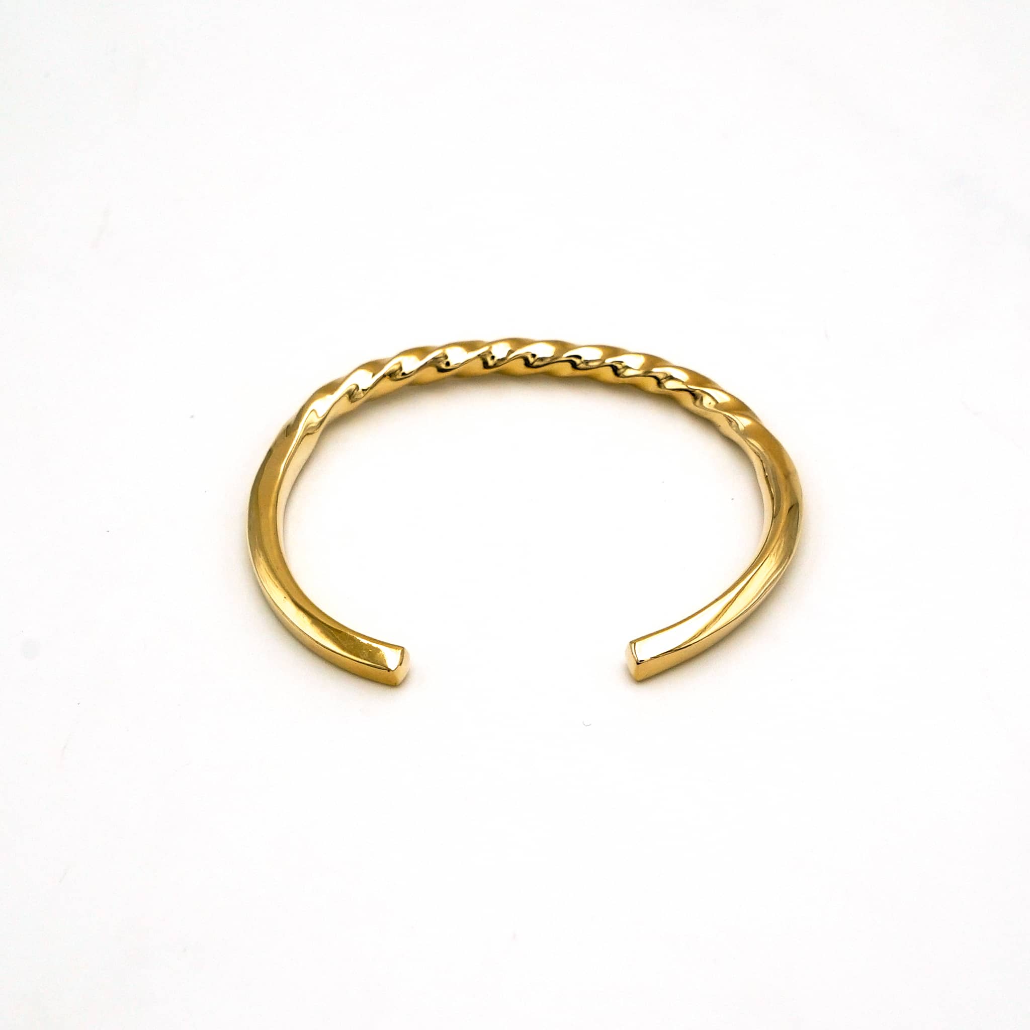 Brass Circular Twist Cuff Bracelet for Women - Uzi Bracelets La Vie Bien Brass Circular Twist Cuff Bracelet for Women - Uzi