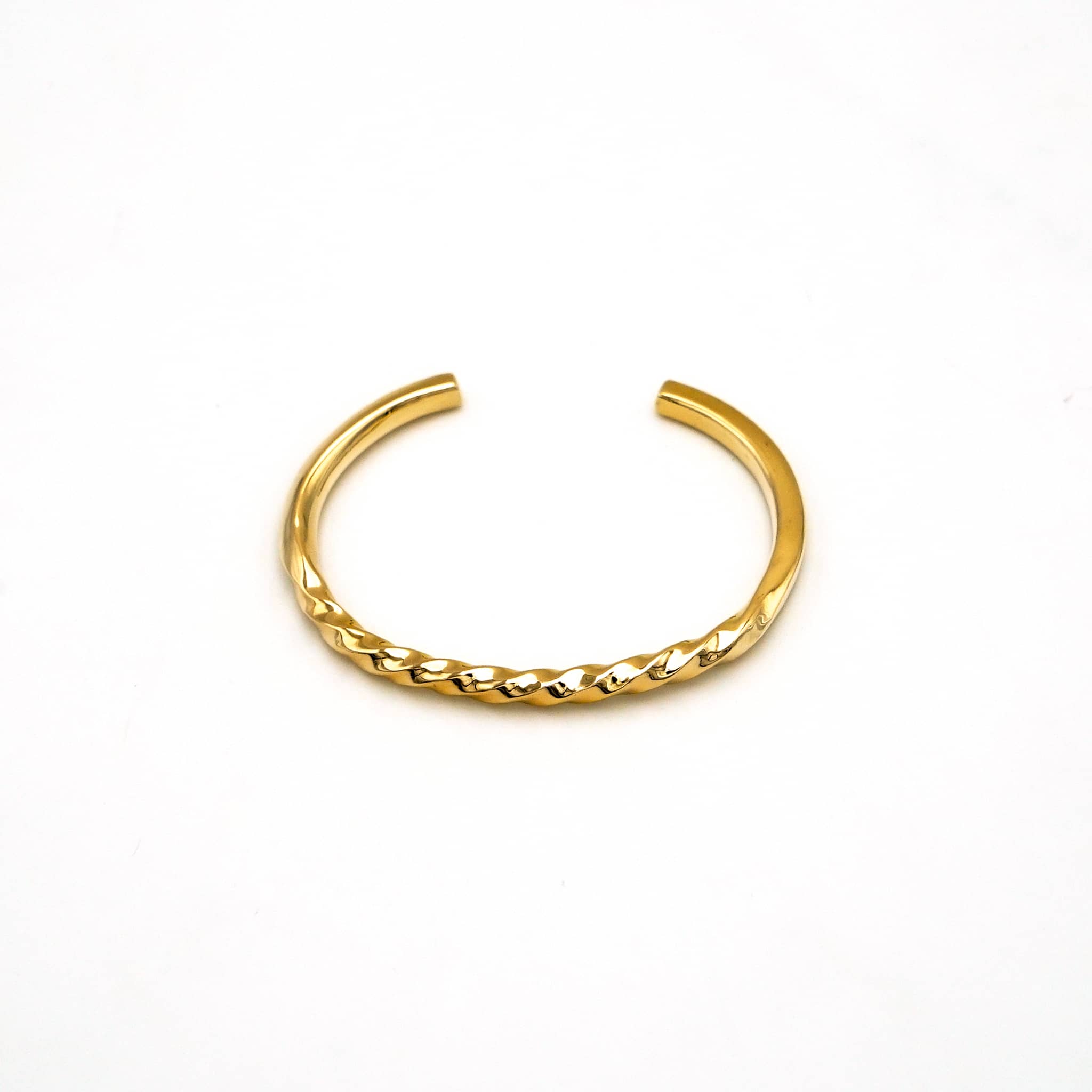 Brass Circular Twist Cuff Bracelet for Women - Uzi Bracelets La Vie Bien Brass Circular Twist Cuff Bracelet for Women - Uzi
