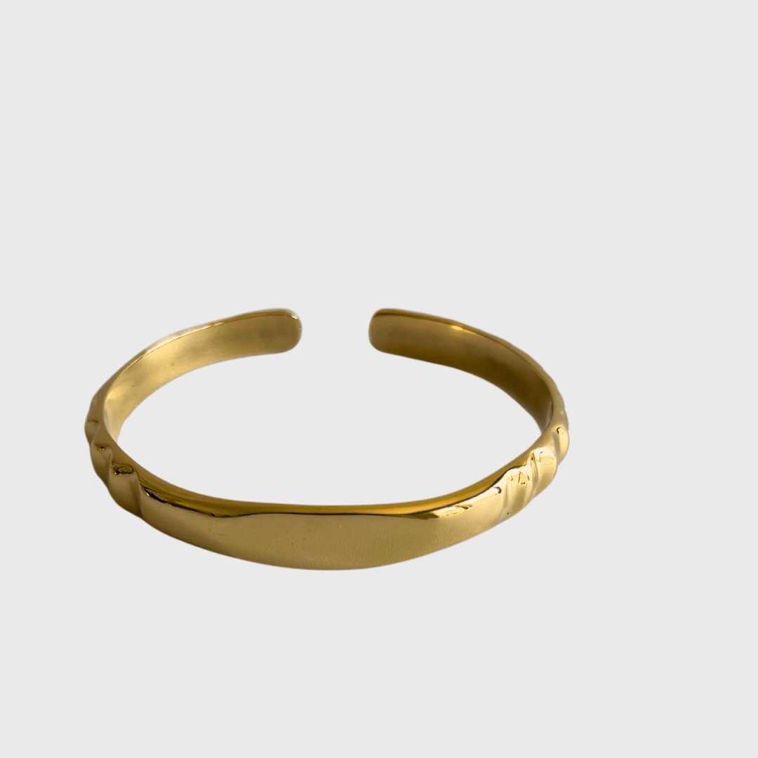 Brass Signet Cuff Bracelet for Men and Women - Jana Bracelets La Vie Bien Brass Signet Cuff Bracelet for Men and Women - Jana