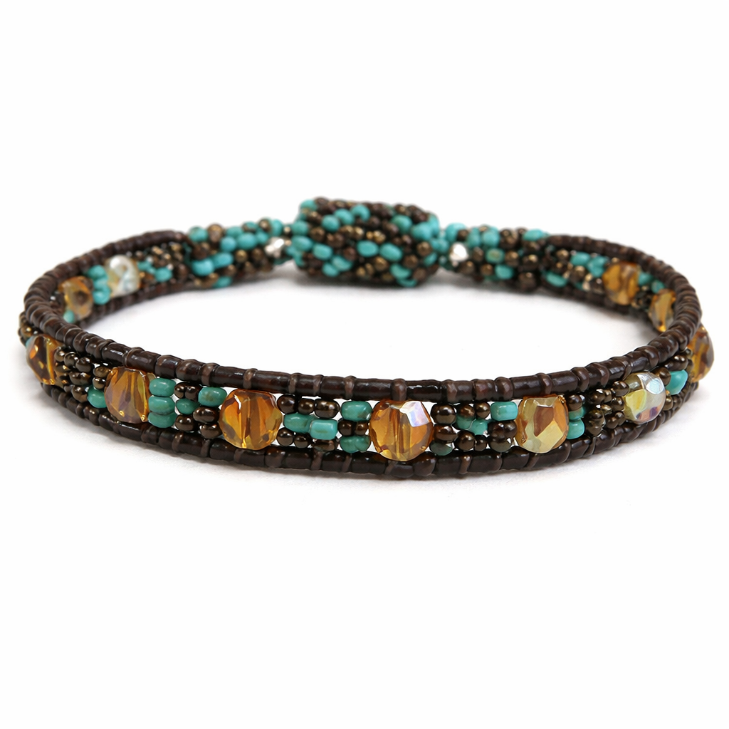 Cuero Bracelet with Magnetic Closure - Guatemala