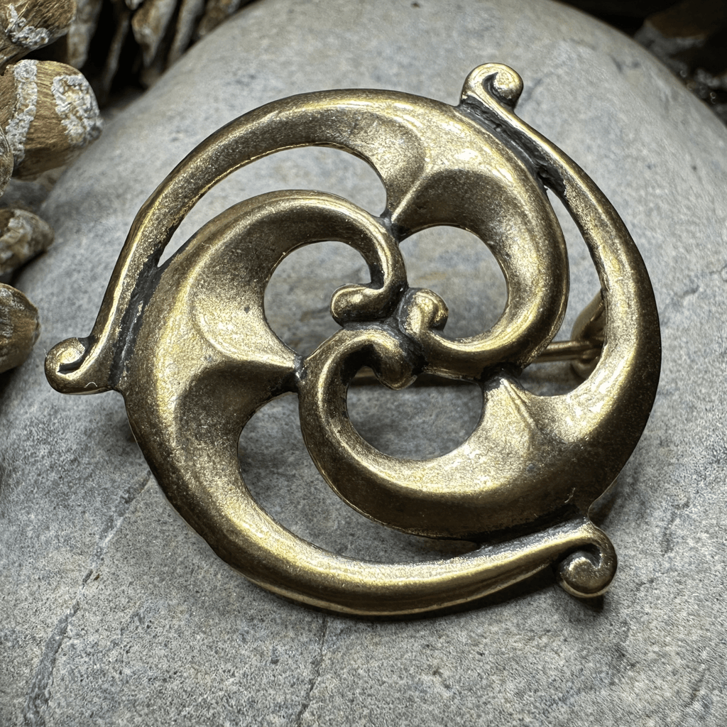 Bronze Gallo-Roman Triquetra Brooch - Bronze Historical Reproduction Pin Brooch La Vie Bien Bronze Gallo-Roman Triquetra Brooch - Bronze Historical Reproduction Pin