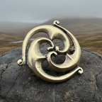 Bronze Gallo-Roman Triquetra Brooch - Bronze Historical Reproduction Pin Brooch La Vie Bien Bronze Gallo-Roman Triquetra Brooch - Bronze Historical Reproduction Pin