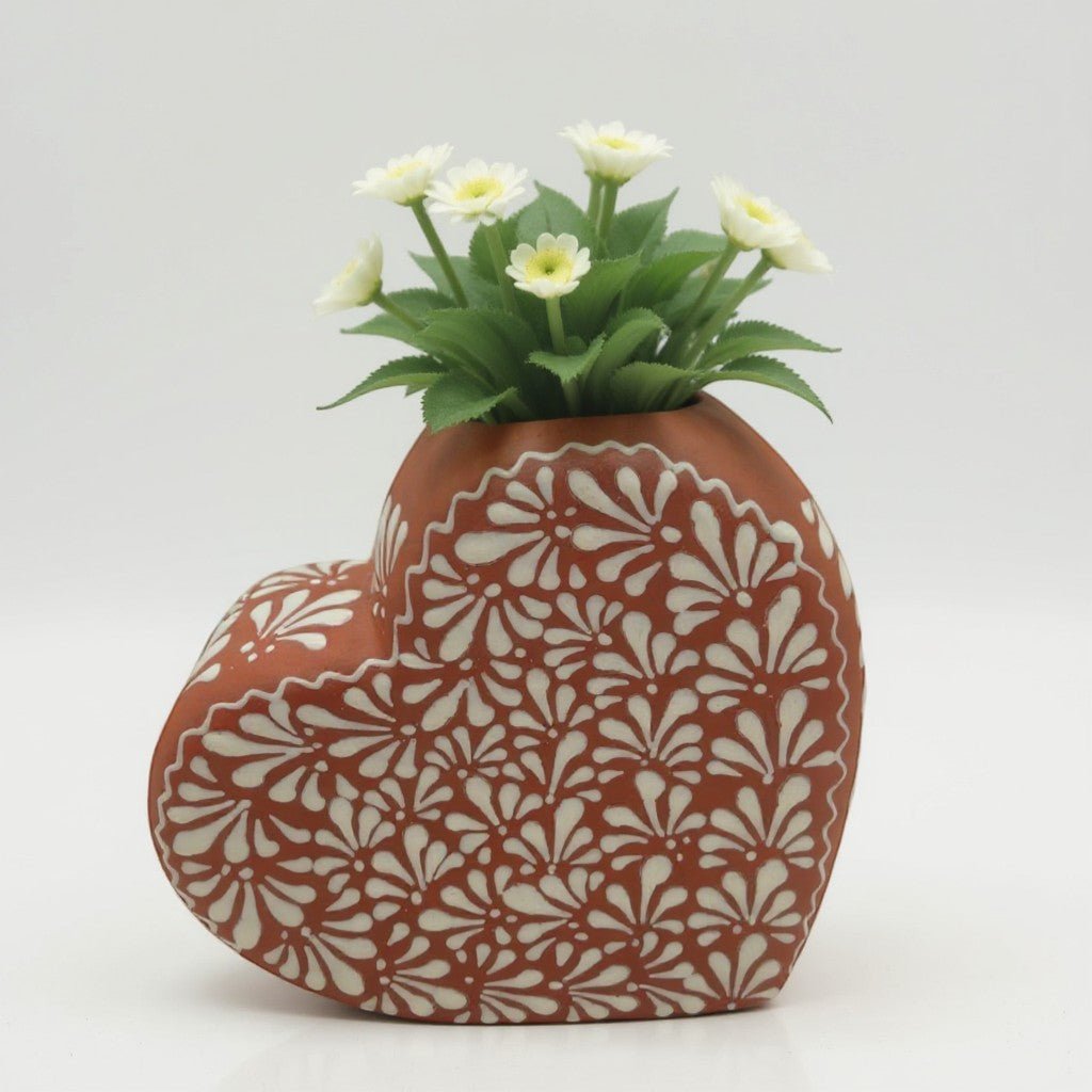 Brown & White Talavera Heart Vase | Hand-Painted Pottery Talavera Planter La Vie Bien Brown & White Talavera Heart Vase | Hand-Painted Pottery