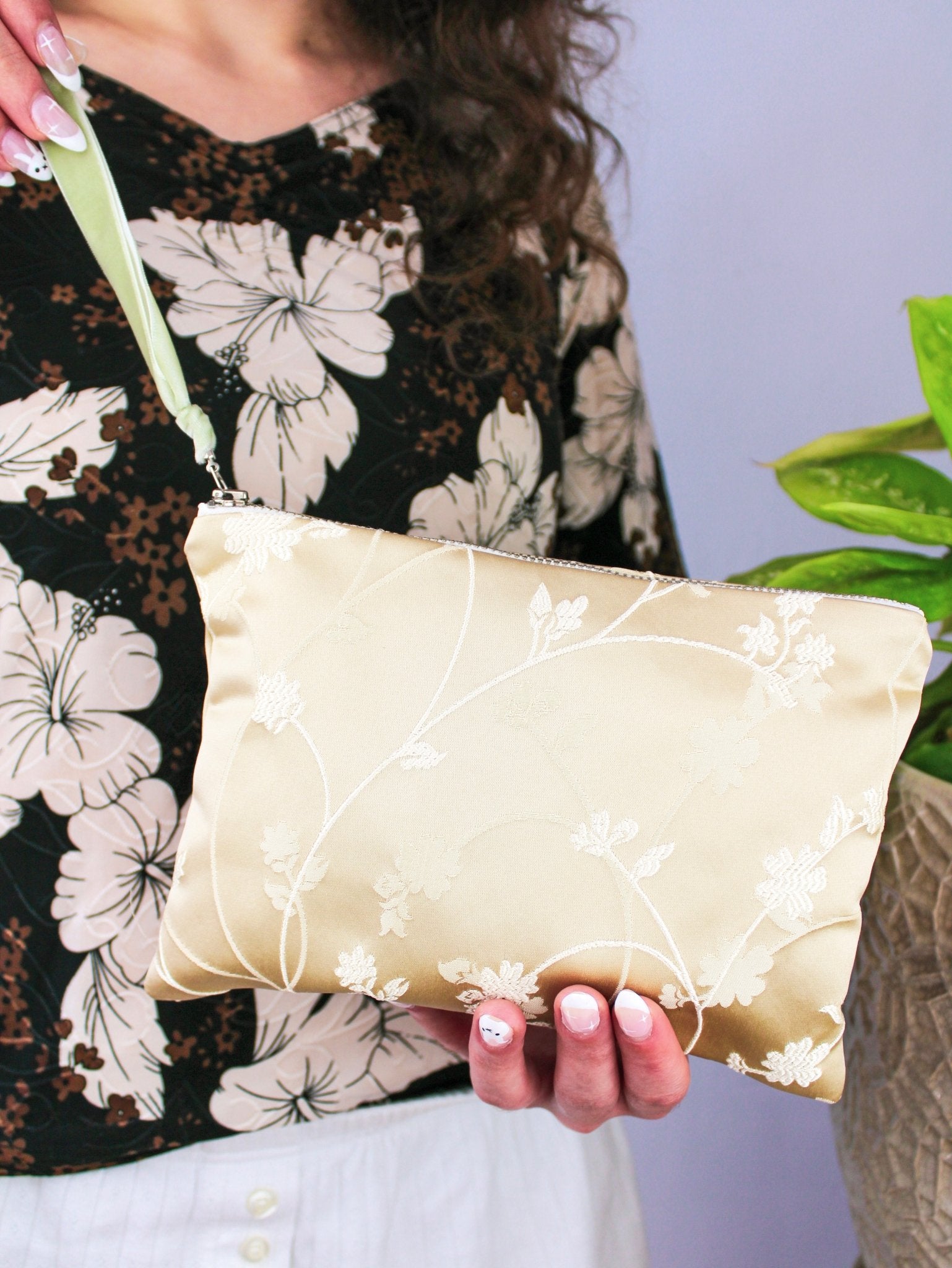 Bryony Wristlet Purse by Ash & Rose