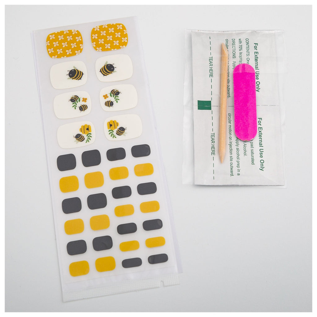 Buzzy Bee Pedicure Nail Wrap Kit Bath & Body & Self Care La Vie Bien Buzzy Bee Pedicure Nail Wrap Kit