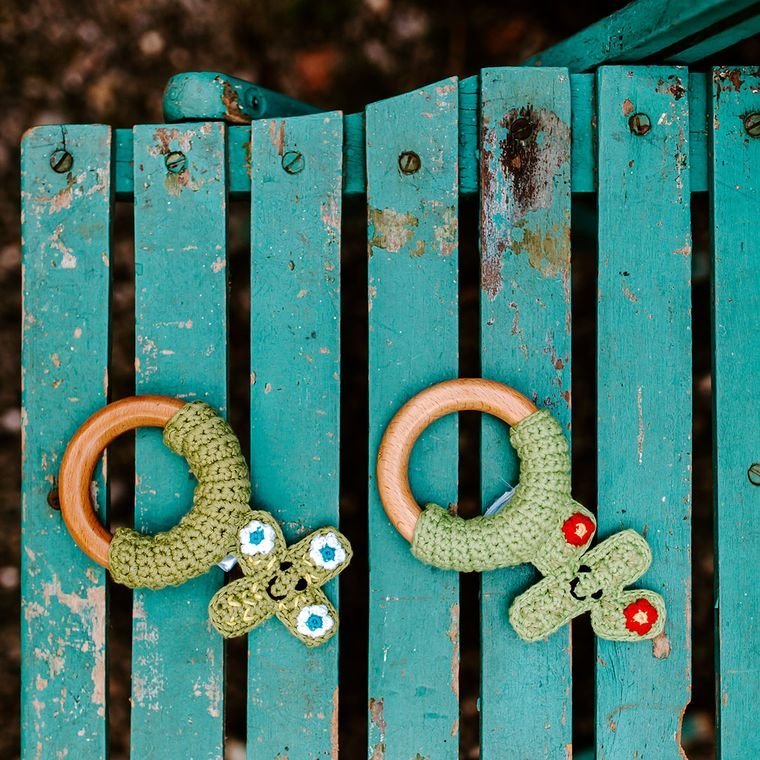 Cactus Wooden Teething Ring - Red Flower Pacifiers & Teethers La Vie Bien Cactus Wooden Teething Ring - Red Flower