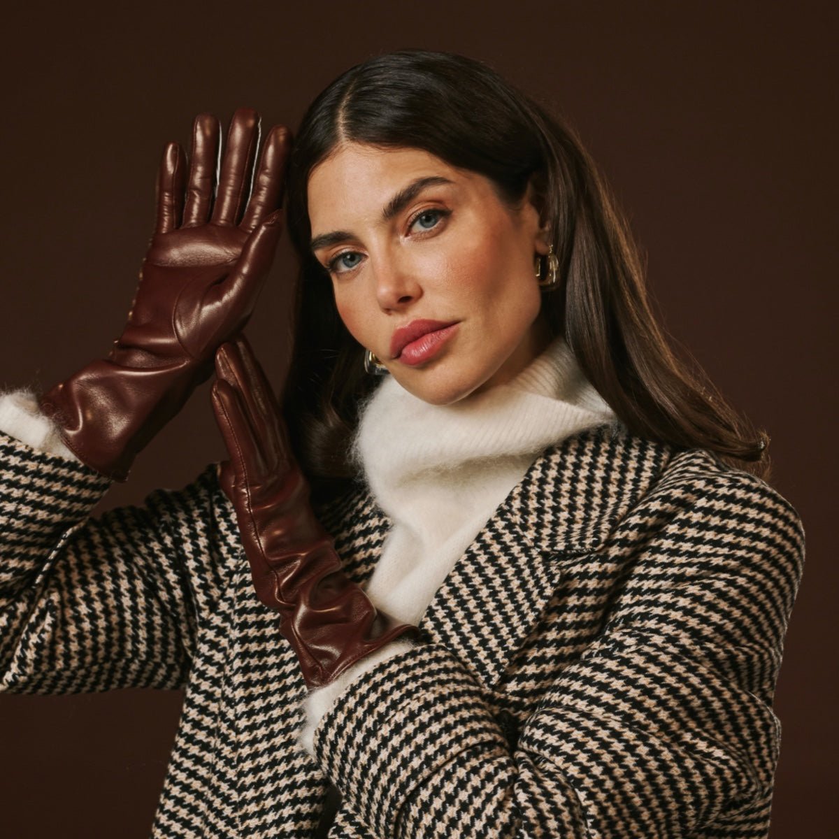 Camilla (brown) - Italian long leather winter gloves with luxurious cashmere lining opera gloves La Vie Bien Camilla (brown) - Italian long leather winter gloves with luxurious cashmere lining