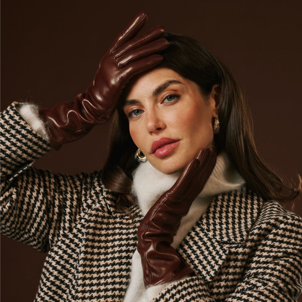 Camilla (brown) - Italian long leather winter gloves with luxurious cashmere lining opera gloves La Vie Bien Camilla (brown) - Italian long leather winter gloves with luxurious cashmere lining