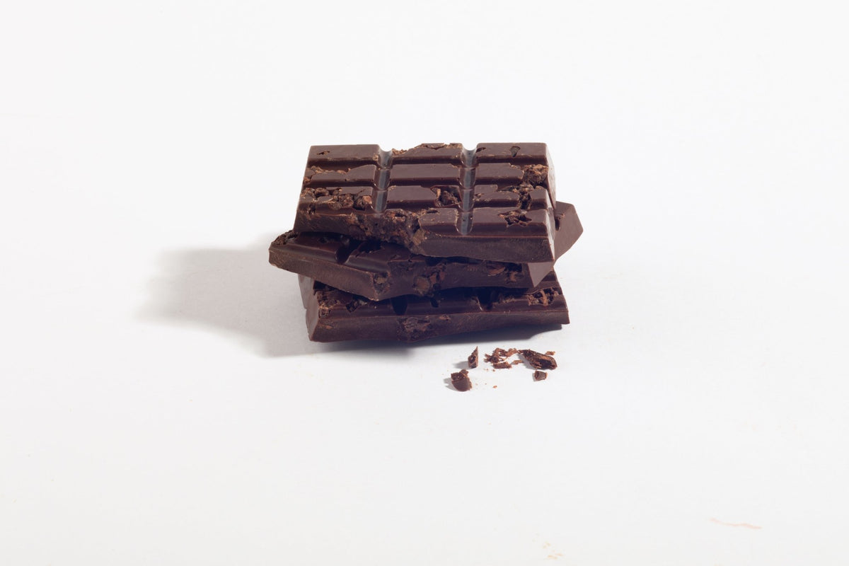 Caramelized Cocoa Nib Bar Bars La Vie Bien Caramelized Cocoa Nib Bar