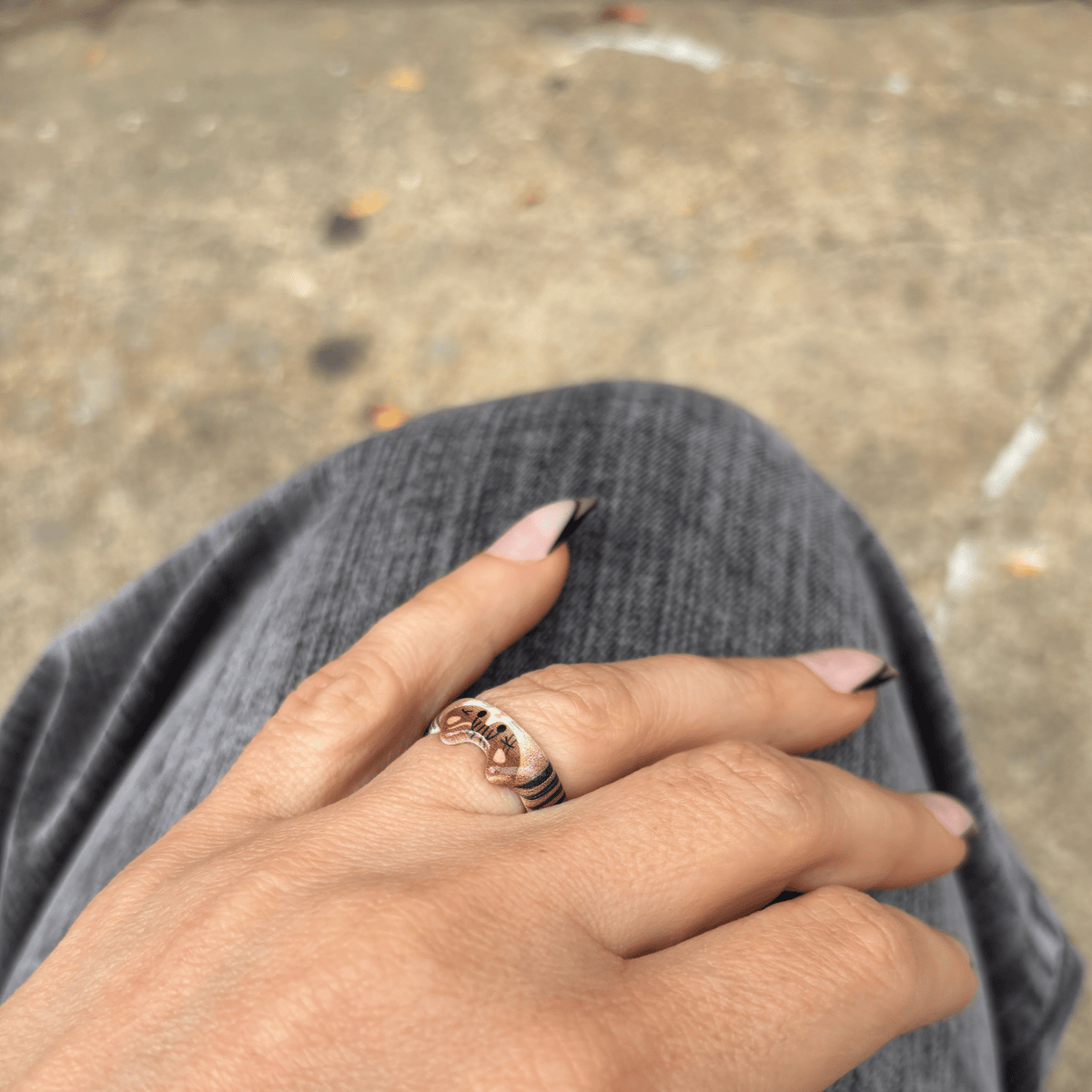 Cat Rings Set of 5 | Sculpted Peeking Cat Face Rings | Brown, White, Black & Calico | Size 7 Ring La Vie Bien Cat Rings Set of 5 | Sculpted Peeking Cat Face Rings | Brown, White, Black & Calico | Size 7