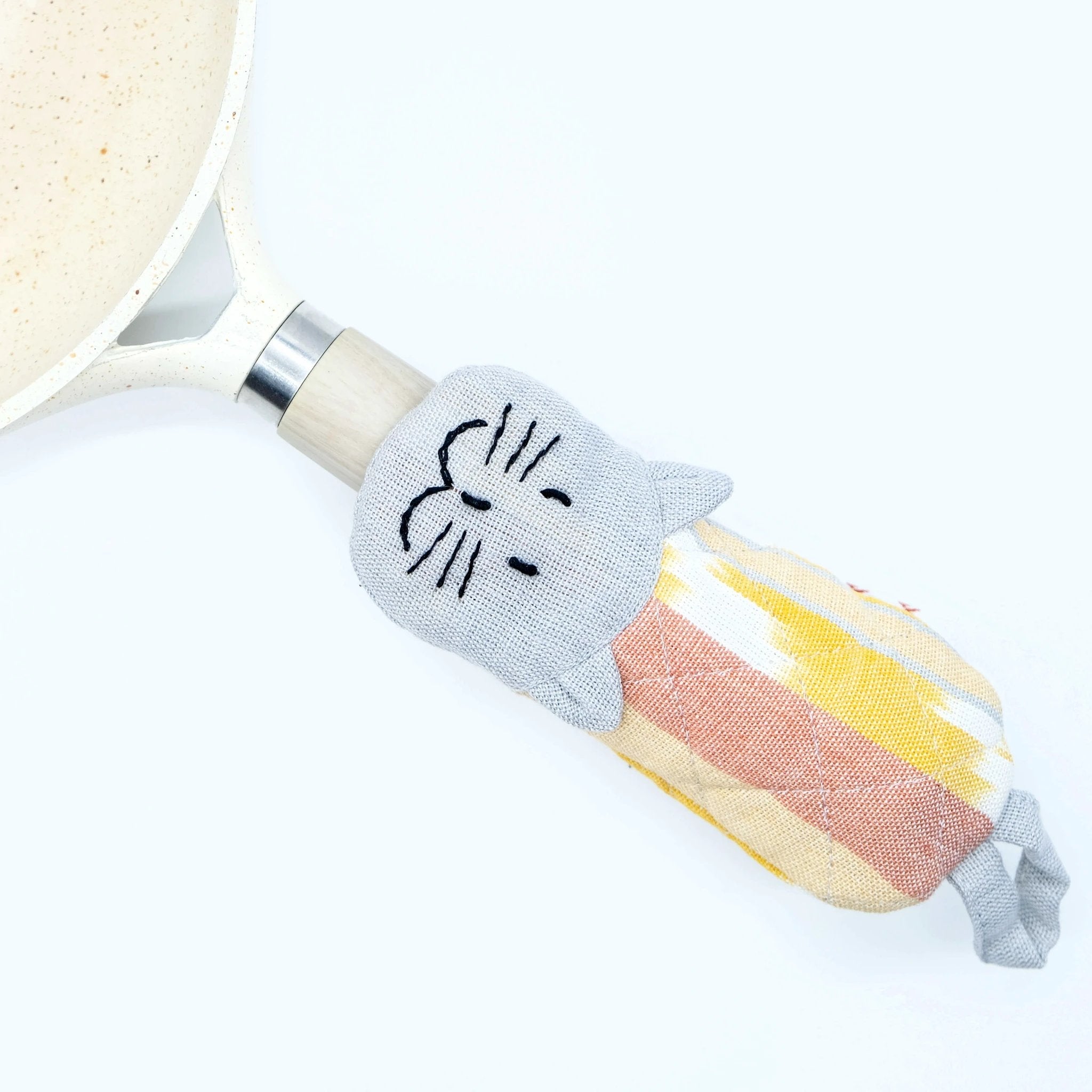 Cat Skillet Handle Holder by Upavim Crafts