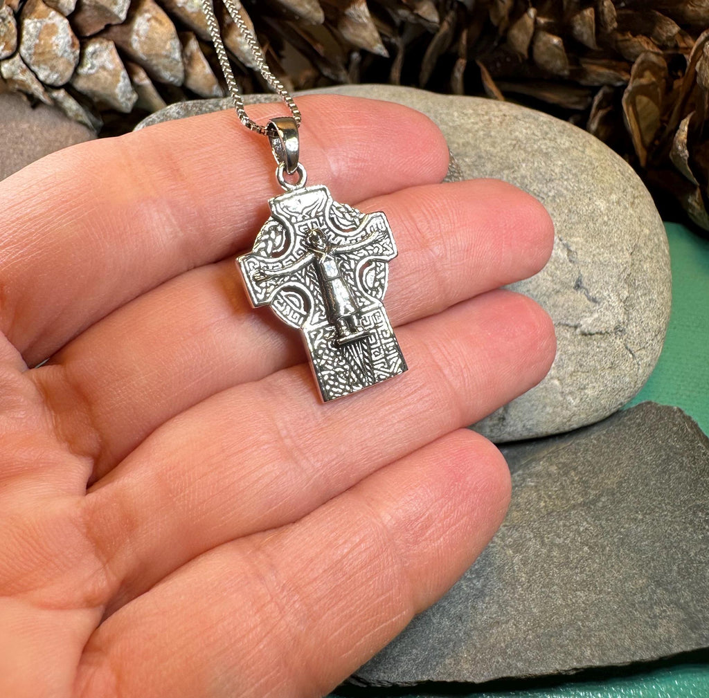 Celtic Cross Crucifix Pendant Pendant La Vie Bien Celtic Cross Crucifix Pendant