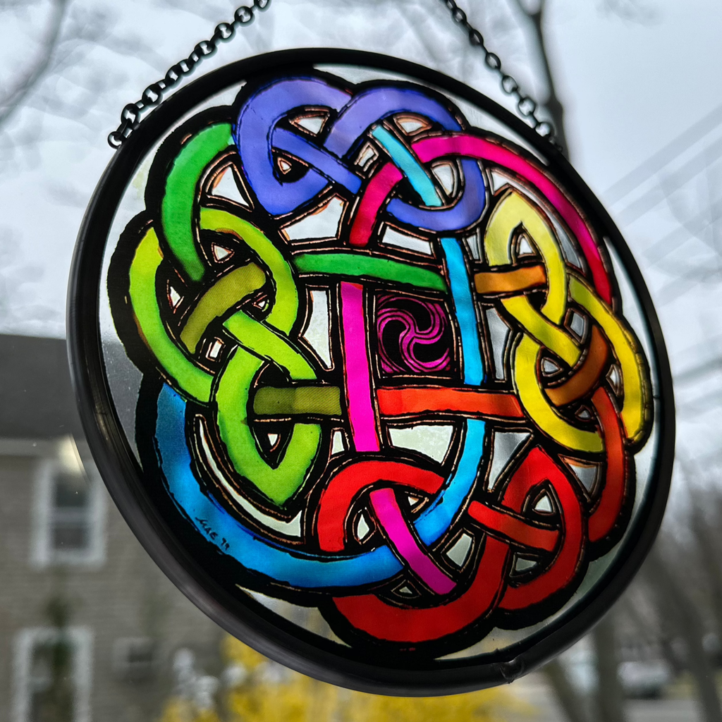 Celtic Eternal Knot Stained Glass Gifts La Vie Bien Celtic Eternal Knot Stained Glass