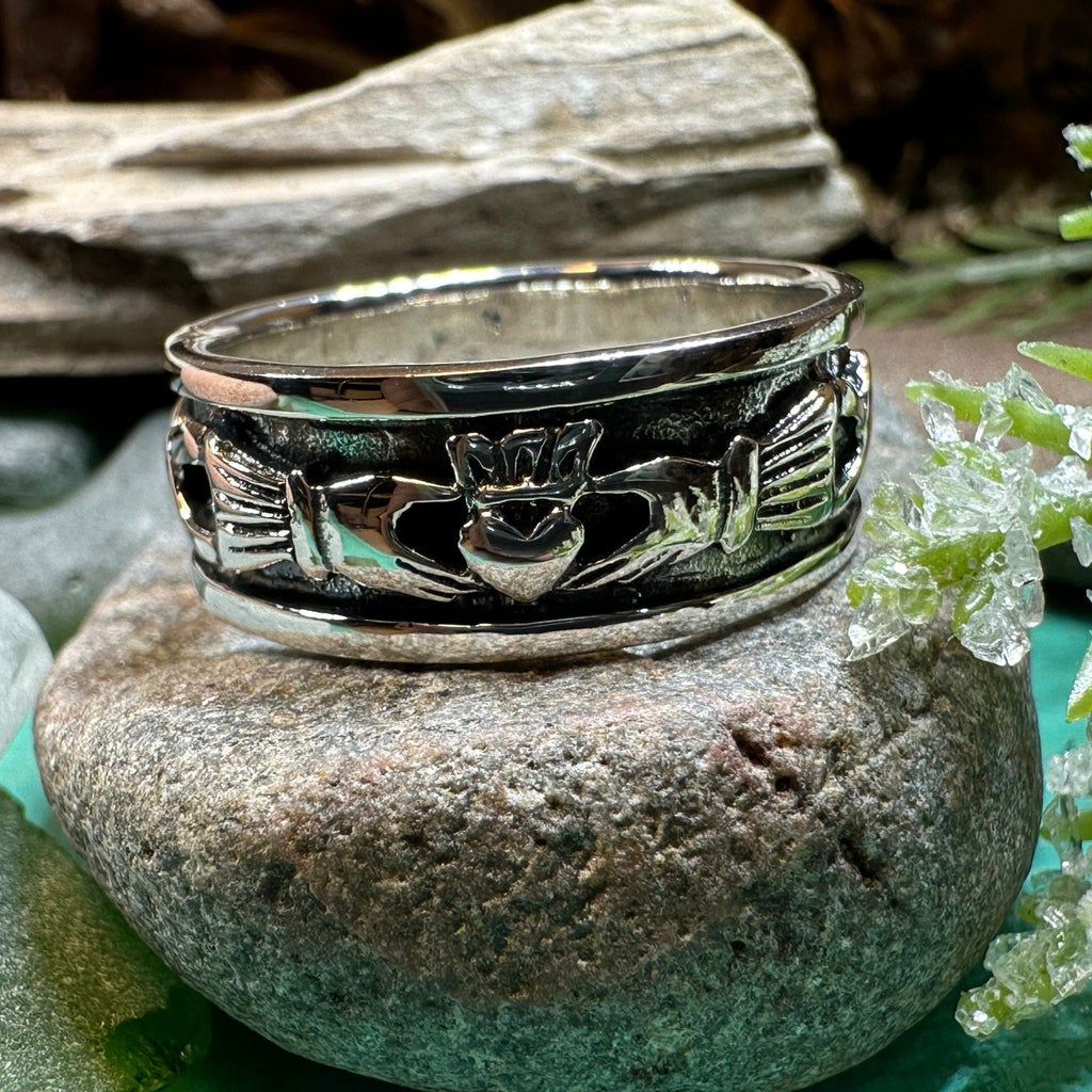 Celtic Irish Claddagh Band Ring in Sterling Silver Ring La Vie Bien Celtic Irish Claddagh Band Ring in Sterling Silver