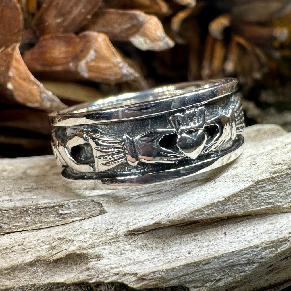 Celtic Irish Claddagh Band Ring in Sterling Silver Ring La Vie Bien Celtic Irish Claddagh Band Ring in Sterling Silver