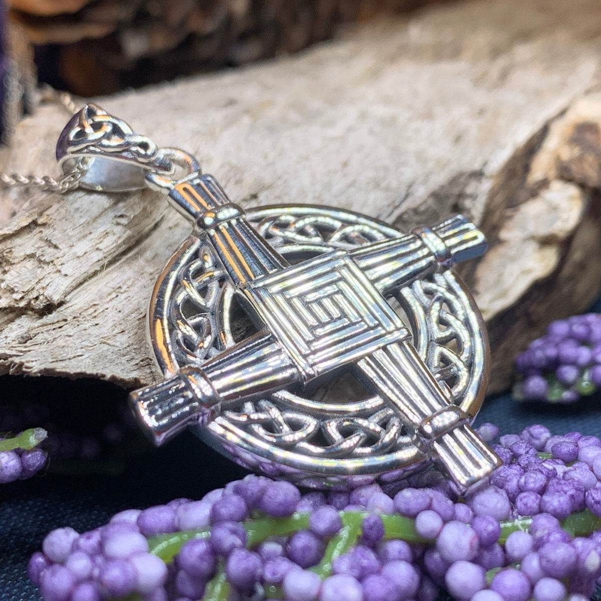 Celtic Irish Saint Brigid's Cross Necklace in Sterling Silver Pendant La Vie Bien Celtic Irish Saint Brigid's Cross Necklace in Sterling Silver