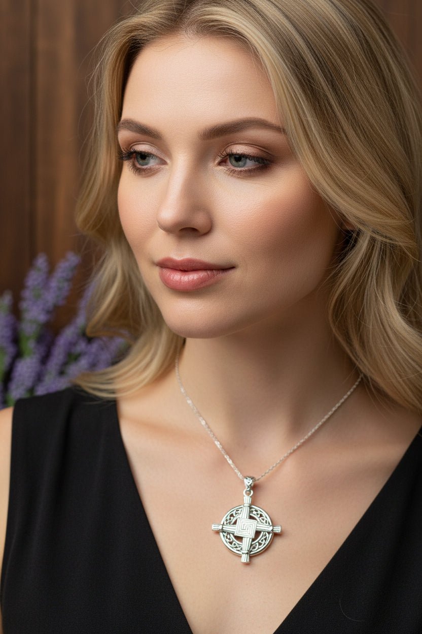Celtic Irish Saint Brigid's Cross Necklace in Sterling Silver Pendant La Vie Bien Celtic Irish Saint Brigid's Cross Necklace in Sterling Silver