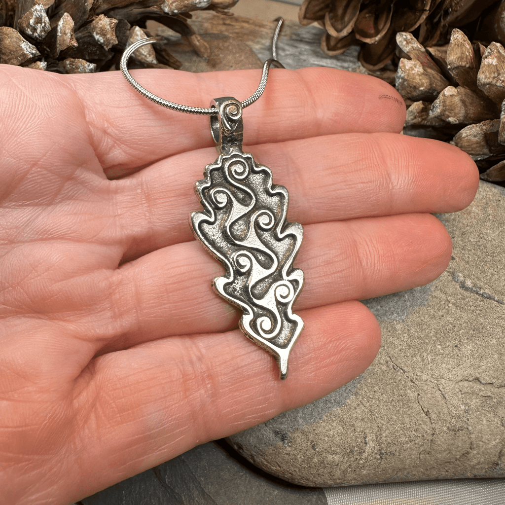 Celtic Oak Leaf Pewter Necklace Pendant La Vie Bien Celtic Oak Leaf Pewter Necklace