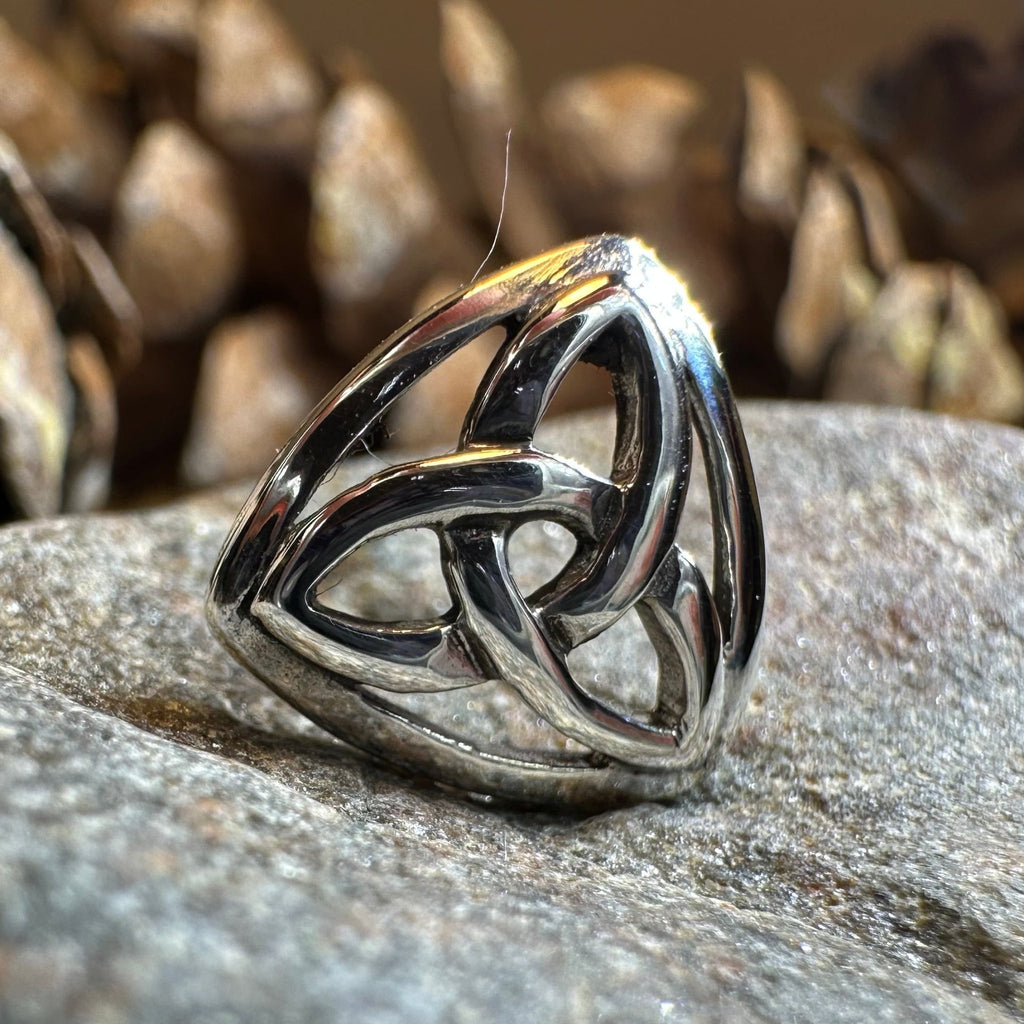 Celtic Trinity Knot Lapel Pin in Sterling Silver Brooch La Vie Bien Celtic Trinity Knot Lapel Pin in Sterling Silver