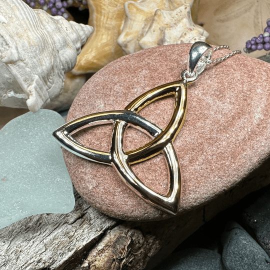 Celtic Trinity Knot Necklace Pendant La Vie Bien Celtic Trinity Knot Necklace