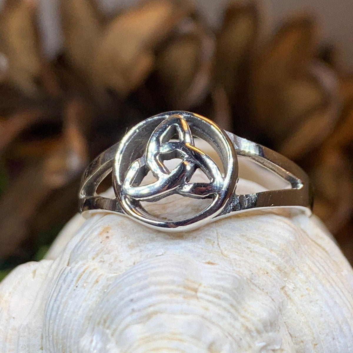 Celtic Trinity Knot Ring Ring La Vie Bien Celtic Trinity Knot Ring