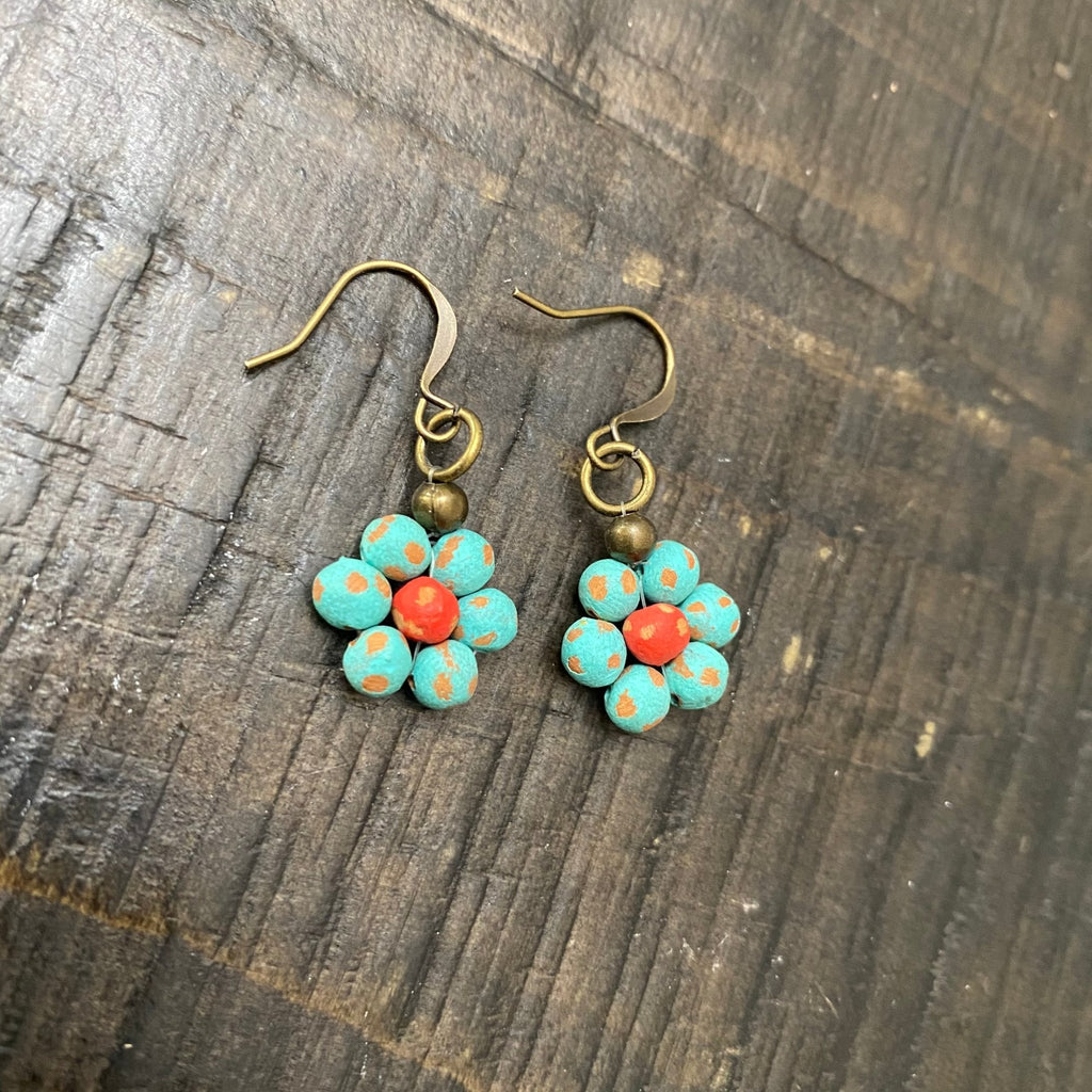 Ceramic Daisy Earring Earrings La Vie Bien Ceramic Daisy Earring