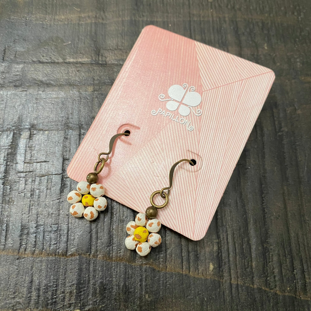 Ceramic Daisy Earring Earrings La Vie Bien Ceramic Daisy Earring