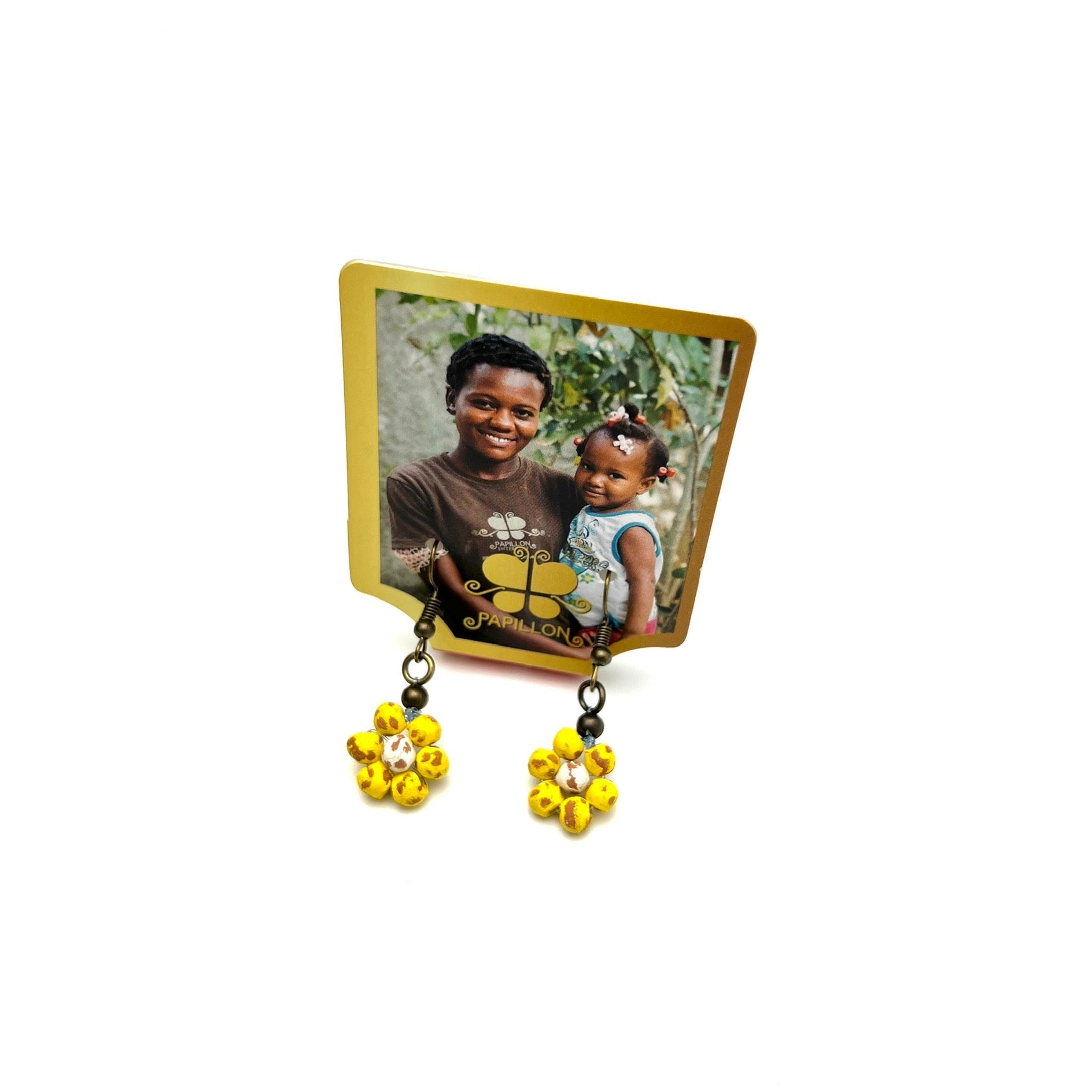 Ceramic Daisy Earring Earrings La Vie Bien Ceramic Daisy Earring