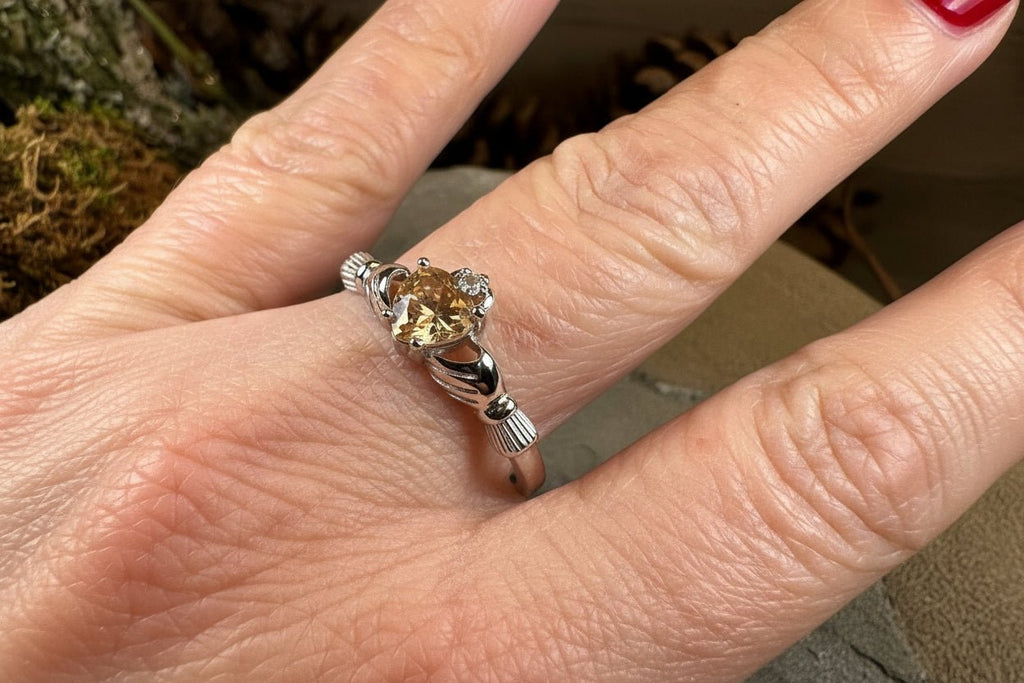 Champagne Toast Claddagh Ring Ring La Vie Bien Champagne Toast Claddagh Ring