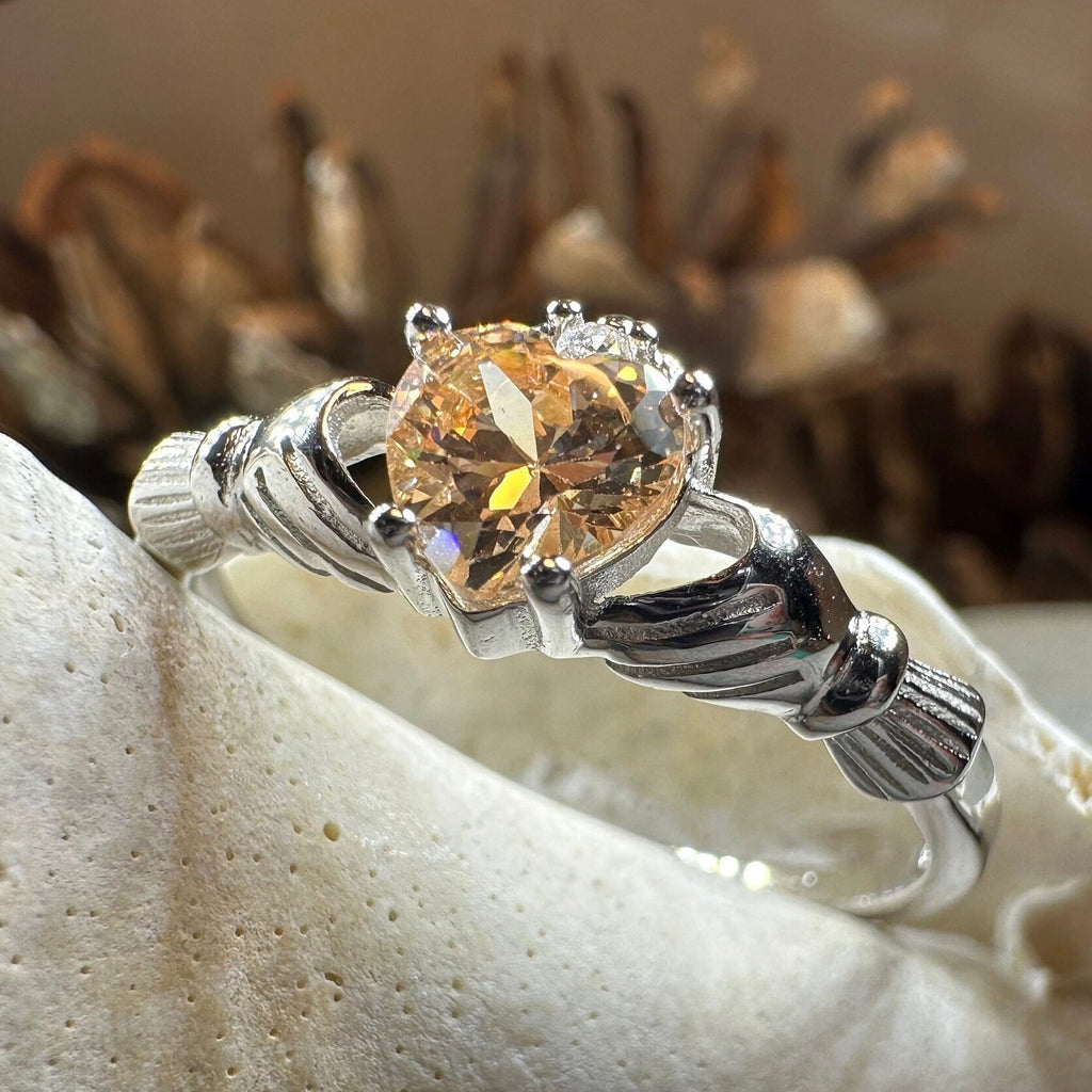 Champagne Toast Claddagh Ring Ring La Vie Bien Champagne Toast Claddagh Ring