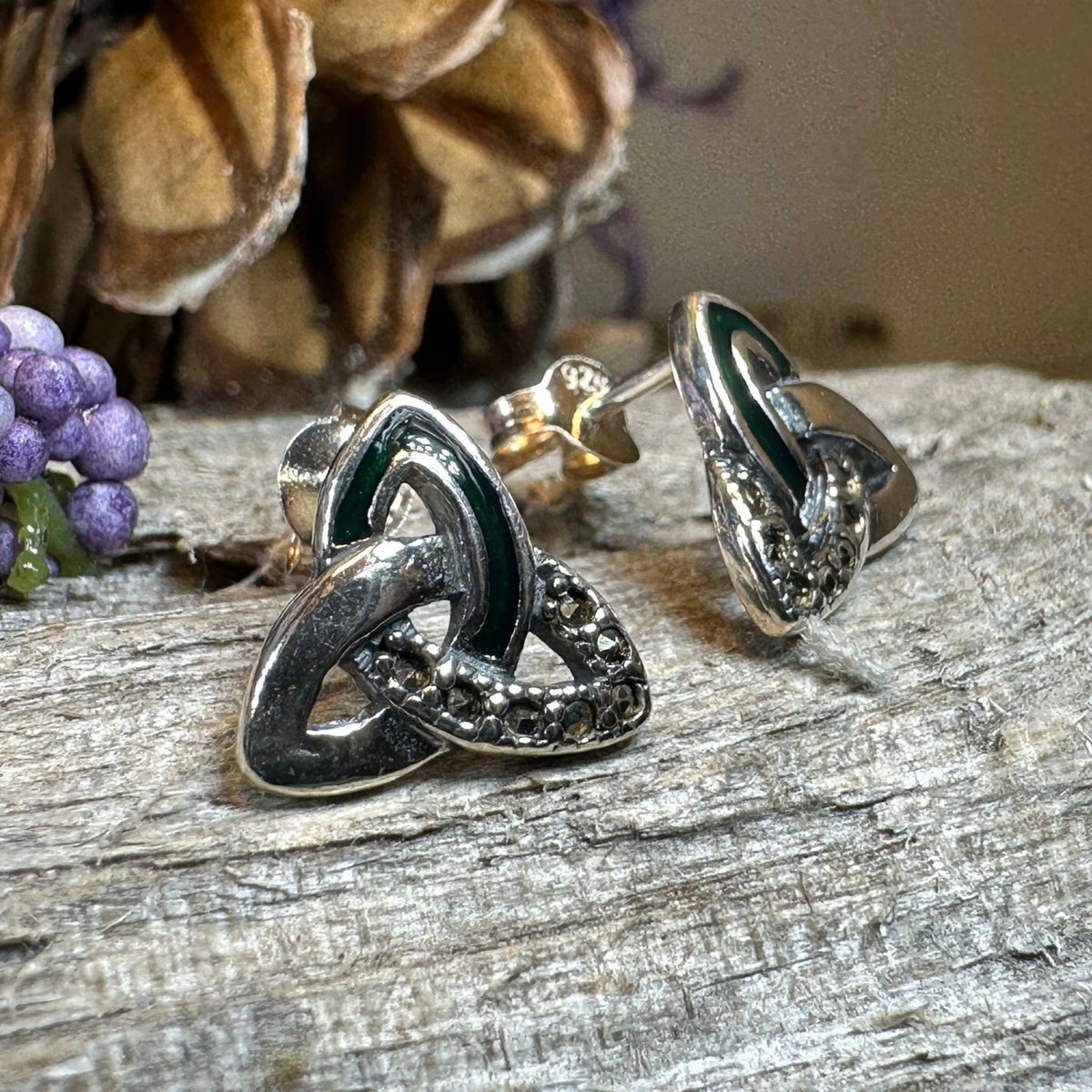 Chana Trinity Knot Post Earrings Post Earrings La Vie Bien Chana Trinity Knot Post Earrings