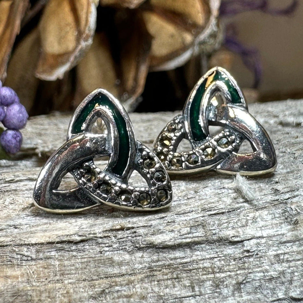 Chana Trinity Knot Post Earrings Post Earrings La Vie Bien Chana Trinity Knot Post Earrings