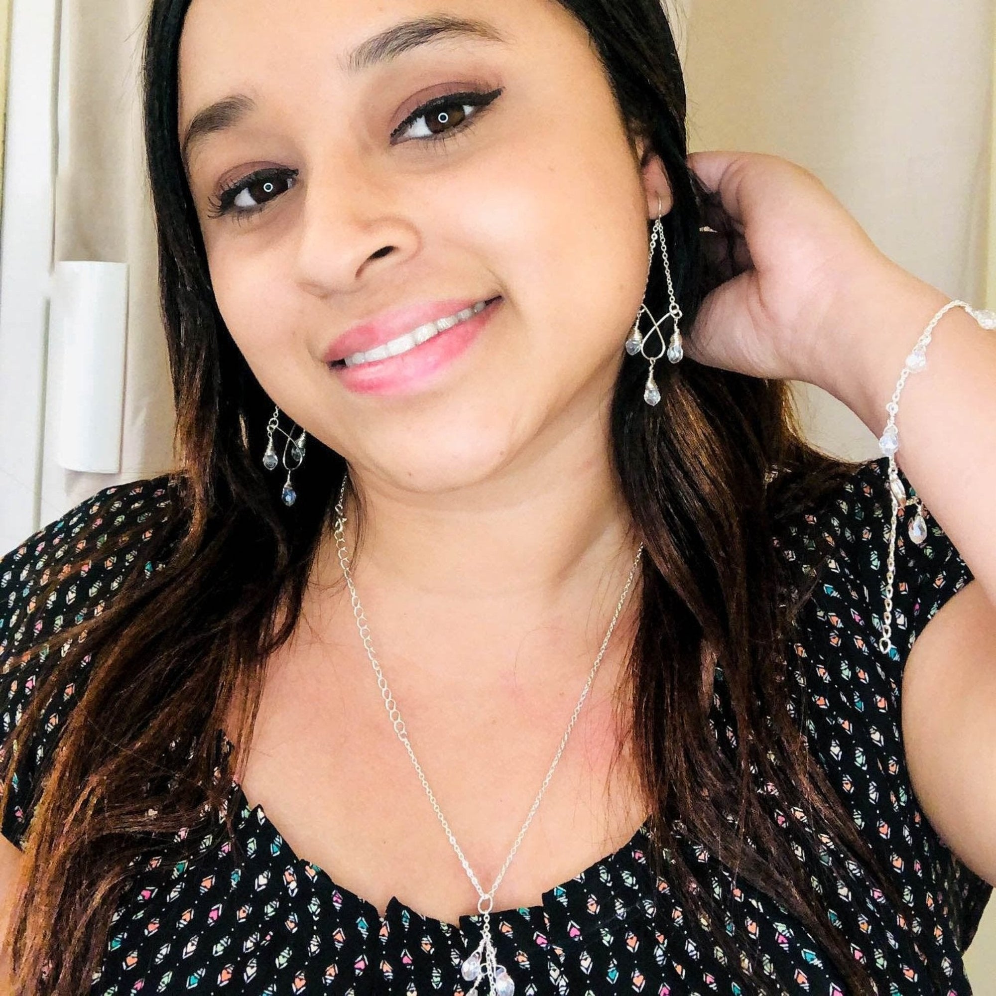 Chandelier earrings