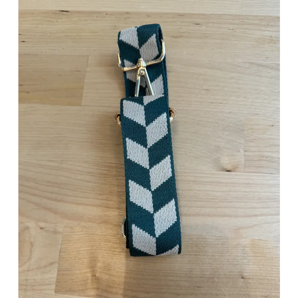 Checkerboard Adjustable Purse Straps for a Fun Style Upgrade