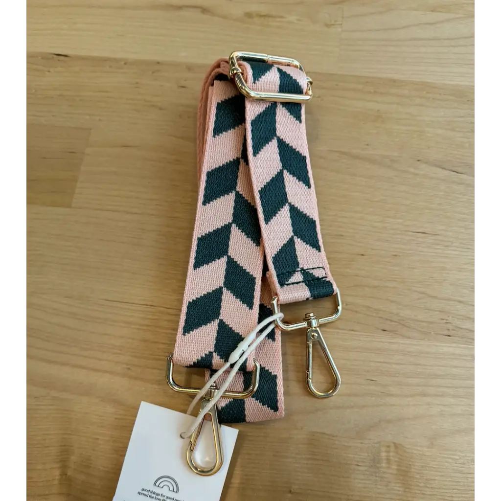 Checkerboard Adjustable Purse Straps for a Fun Style Upgrade