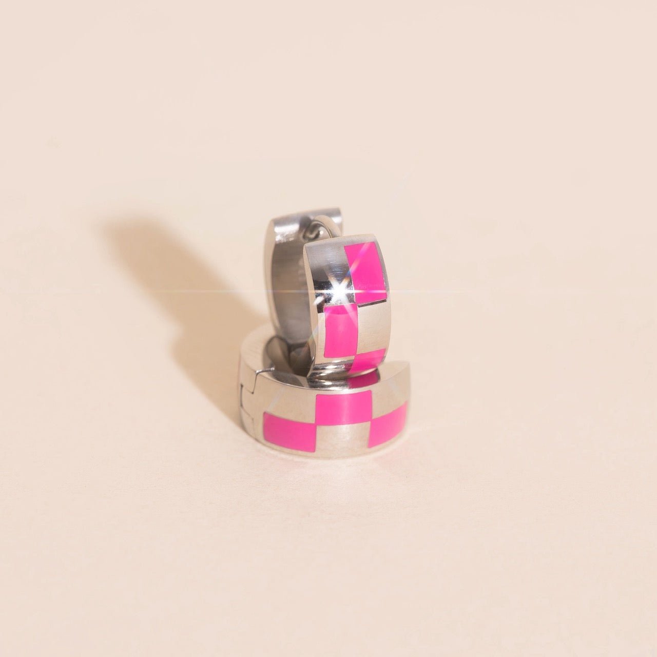 Checkered Rounded Super Chunky Huggie Hoop Earrings Super Chunky Huggie Hoops La Vie Bien Checkered Rounded Super Chunky Huggie Hoop Earrings