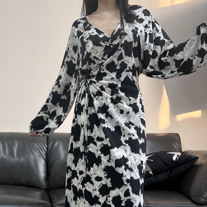 Chinese Style Jacquard & Print Maxi Wrap Dress(MS424) La Vie Bien Chinese Style Jacquard & Print Maxi Wrap Dress(MS424)